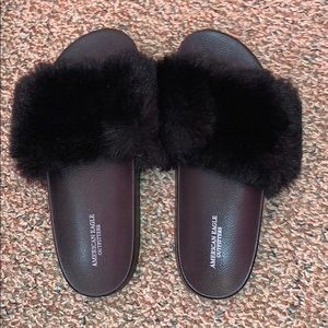American Eagle slippers/sandals